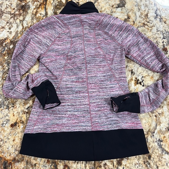 Lululemon Runderful 1/2 Zip Size 6 - Picture 5 of 11